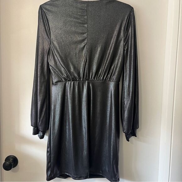 BCBG Generation Silver Black Sheen Long Sleeve Short Dress Small - Picture 4 of 10